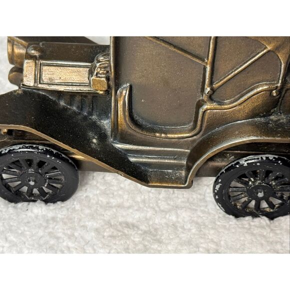 Vintage Banthrico 1908 Buick Die Cast Metal Car Coin Bank - Picture 2 of 10
